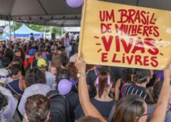 Ato marca Dia da Mulher com mobilizações em Salvador e no país