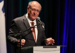 Alckmin diz que governo quer evitar desabastecimento e alta de combustíveis