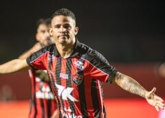 Pix de aniversário! Vitória vence o Flamengo e se classifica na Copa do Brasil